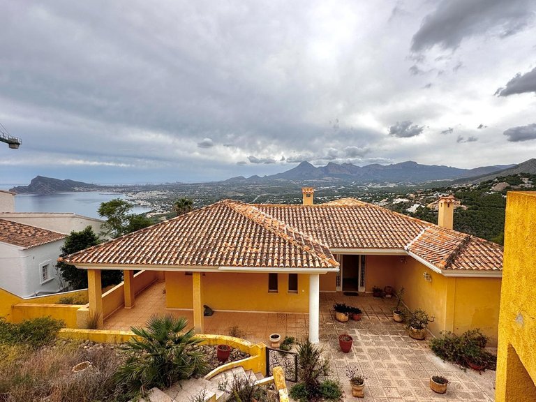 Villa for Sale in Altea, Alicante 2