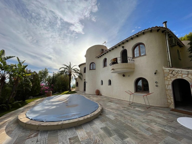 Villa for Sale in Altea, Alicante 3