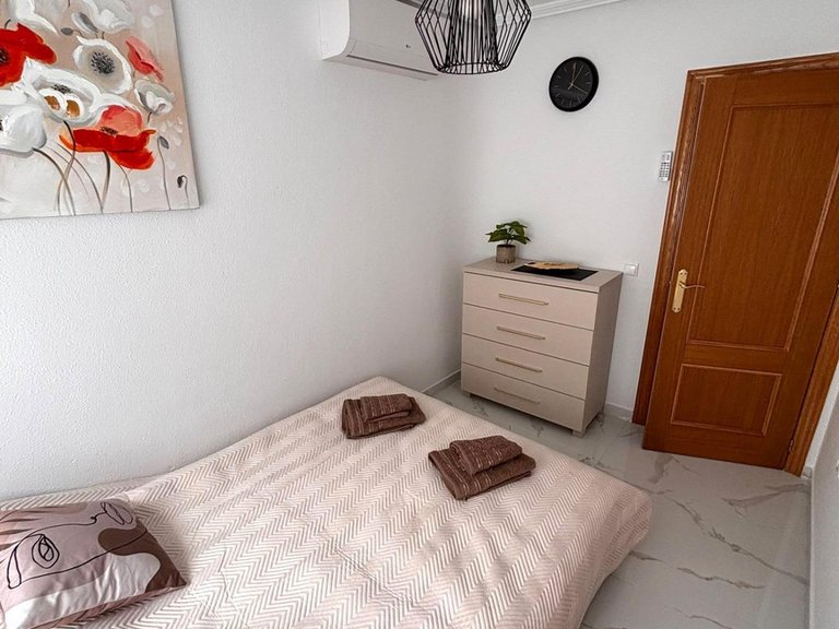 Apartment for Sale in Torrevieja, Alicante 15