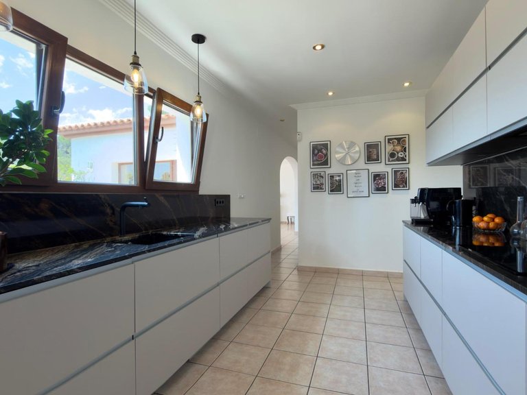 Villa for Sale in Altea, Alicante 12