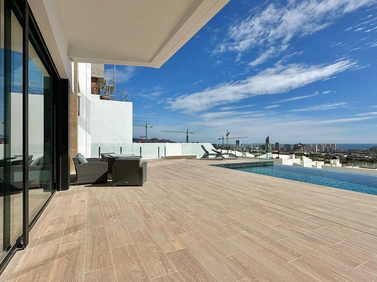 Villa for Sale in Finestrat, Alicante 2