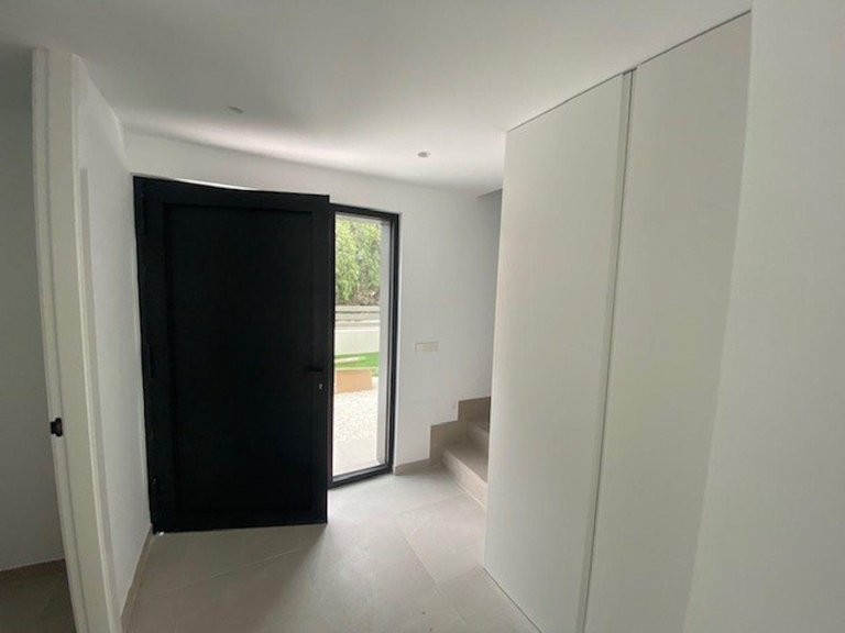 Villa for Sale in Orihuela Costa, Alicante 13