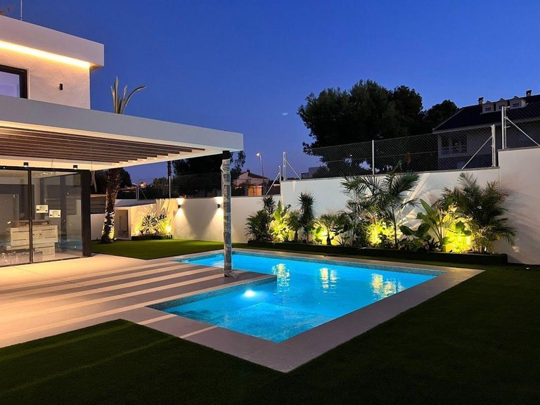 Villa for Sale in Orihuela Costa, Alicante 15