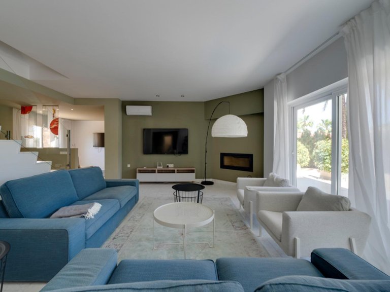 Villa for Sale in Alfaz Del Pi, Alicante 1