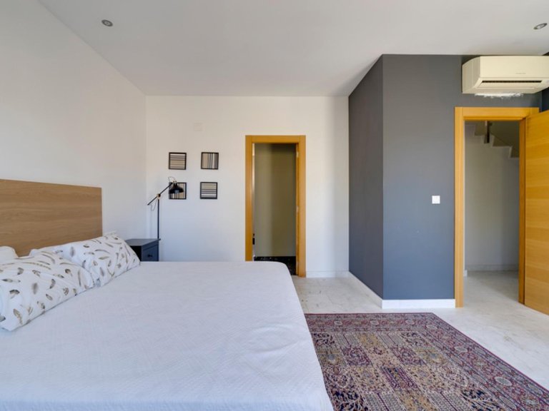 Villa for Sale in Alfaz Del Pi, Alicante 11