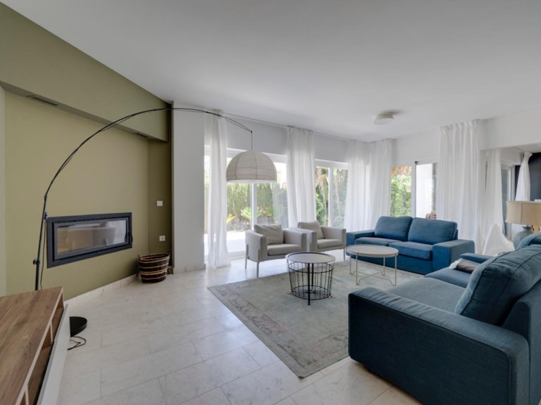 Villa for Sale in Alfaz Del Pi, Alicante 2
