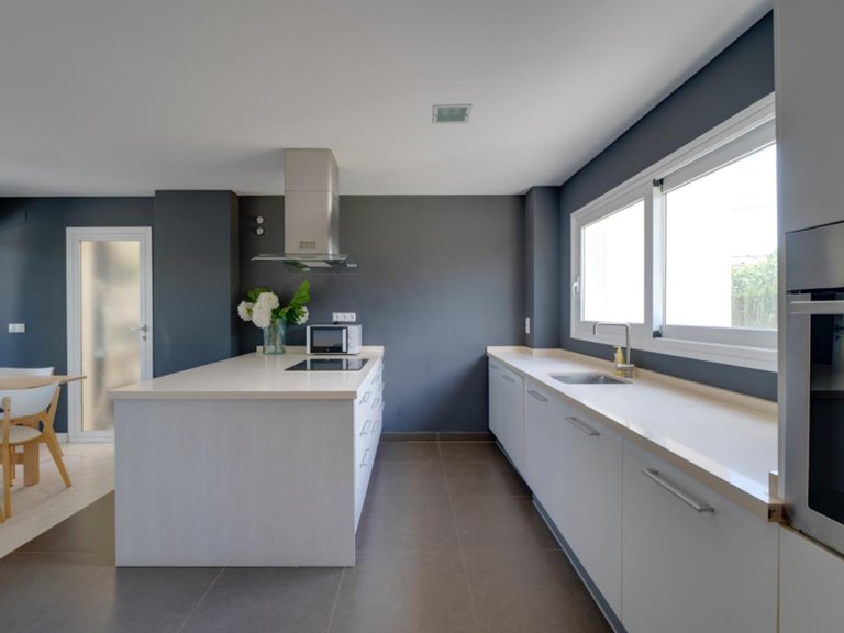 Villa for Sale in Alfaz Del Pi, Alicante 5