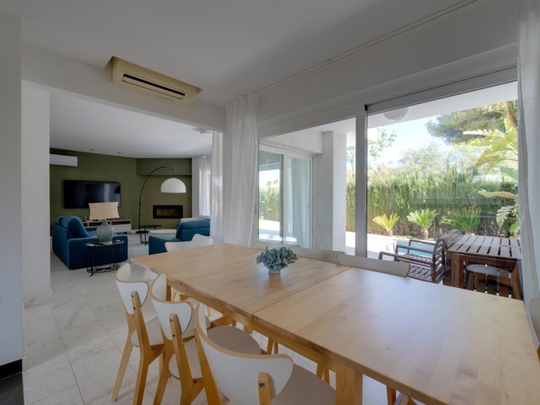 Villa for Sale in Alfaz Del Pi, Alicante 6