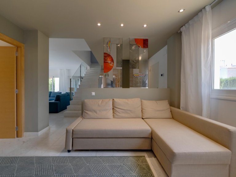 Villa for Sale in Alfaz Del Pi, Alicante 9