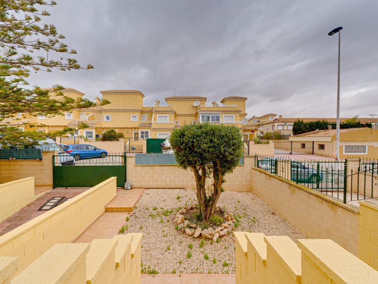 Villa for Sale in Torrevieja, Alicante 6