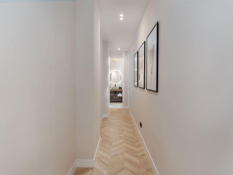 Apartment for Sale in Madrid, Madrid 11