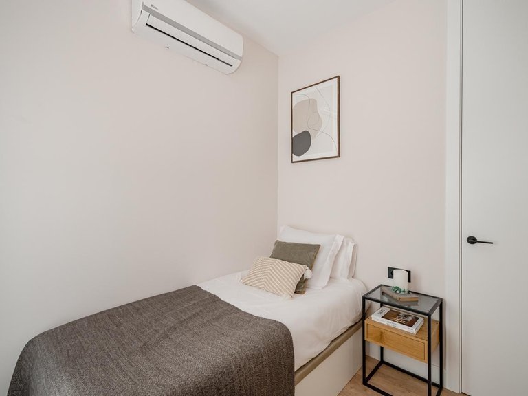 Apartment for Sale in Madrid, Madrid 15