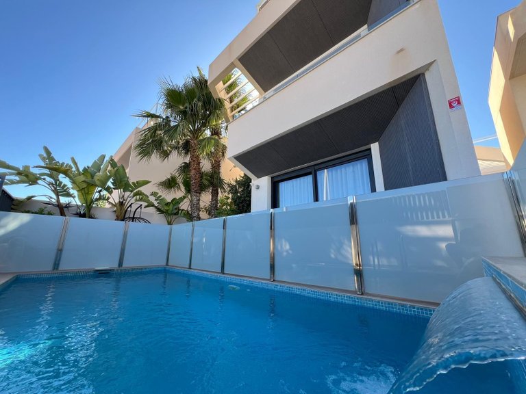 Villa for Sale in Torrevieja, Alicante 1