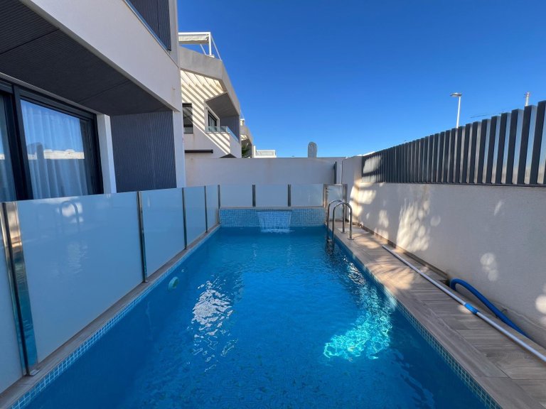 Villa for Sale in Torrevieja, Alicante 4
