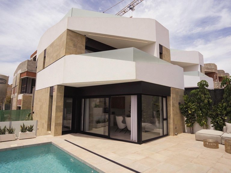 Villa for Sale in Orihuela Costa, Alicante 1