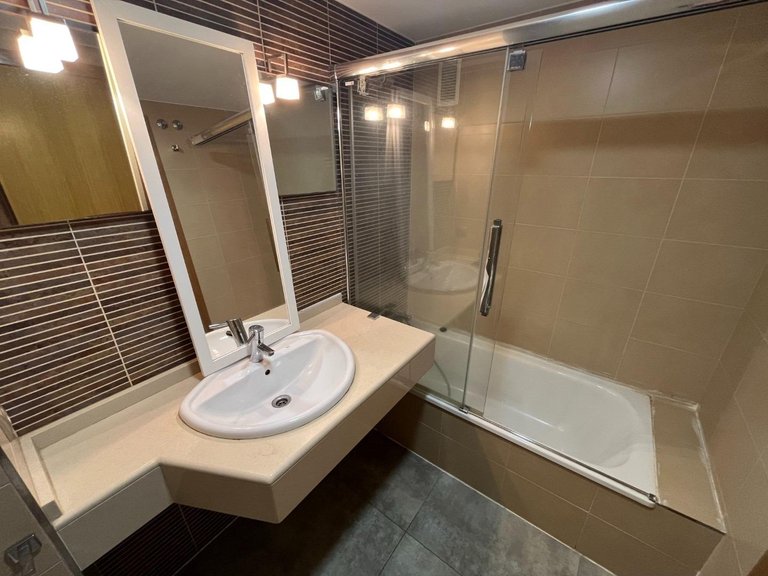 Apartment for Sale in Alicante, Alicante 10