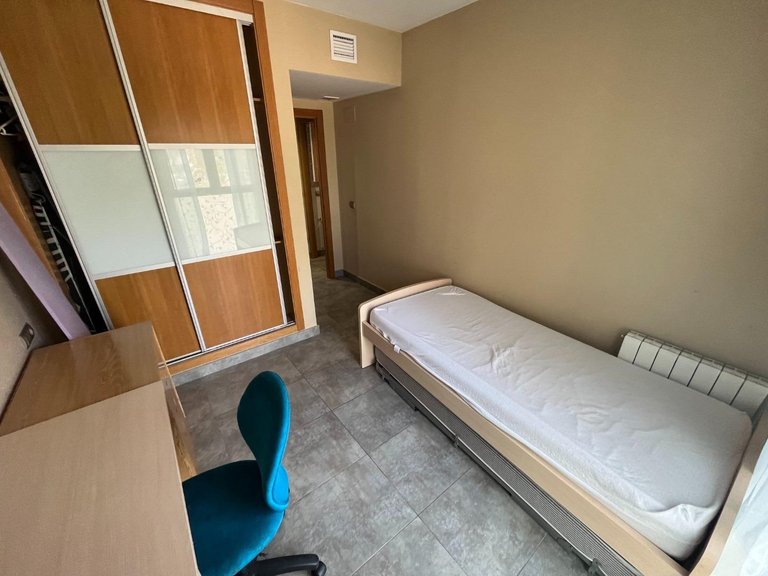 Apartment for Sale in Alicante, Alicante 13