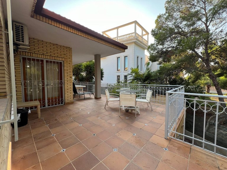 Villa for Sale in Orihuela Costa, Alicante 12