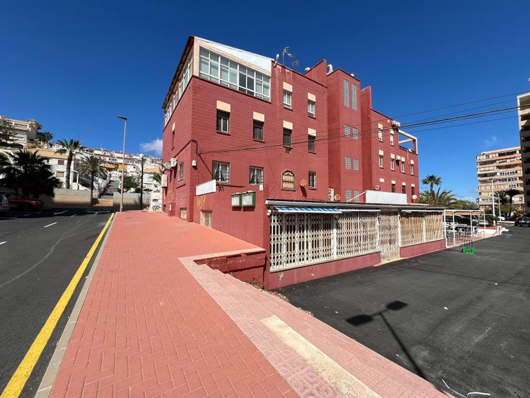 Commercial for Sale in Torrevieja, Alicante 1