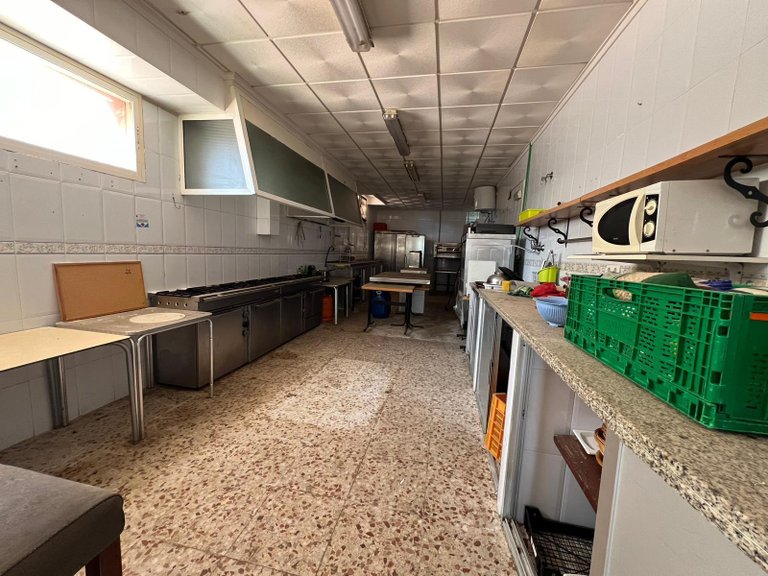 Commercial for Sale in Torrevieja, Alicante 10