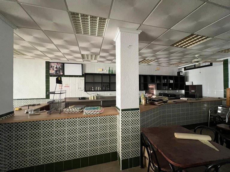 Commercial for Sale in Torrevieja, Alicante 13