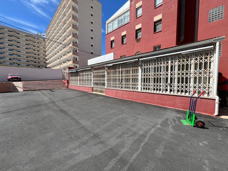 Commercial for Sale in Torrevieja, Alicante 2