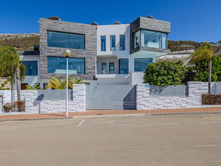 Villa for Sale in Jávea - Xàbia, Alicante 5