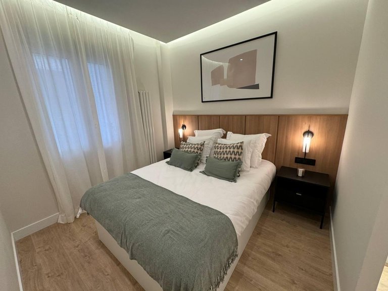 Apartment for Sale in Madrid, Madrid 8