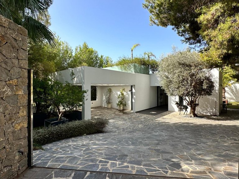Villa for Sale in Altea, Alicante 2