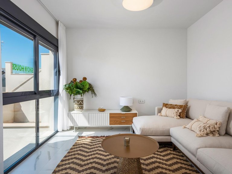 Villa for Sale in San Miguel De Salinas, Alicante 4