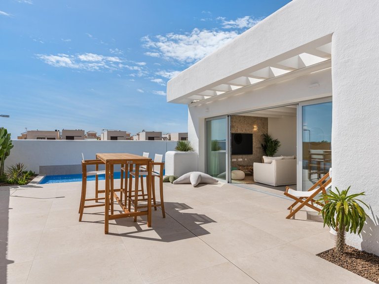 Villa for Sale in Dolores, Alicante 3