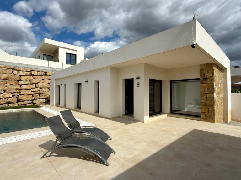 Villa for Sale in Finestrat, Alicante 1