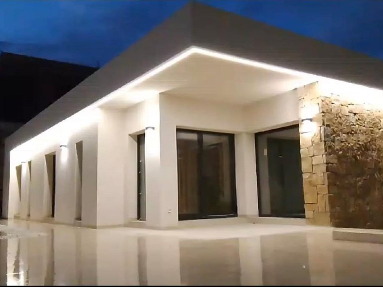 Villa for Sale in Finestrat, Alicante 9