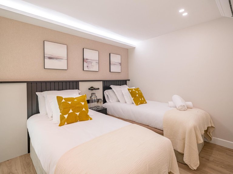 Apartment for Sale in Madrid, Madrid 6