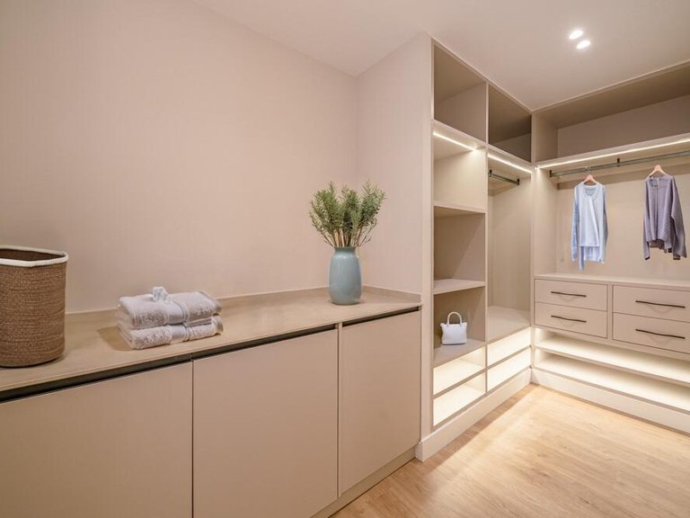 Apartment for Sale in Madrid, Madrid 7