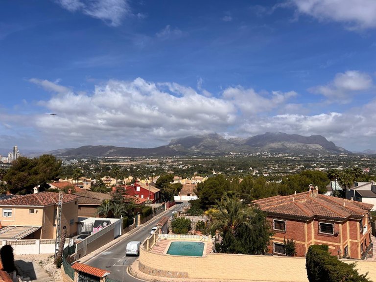 Villa for Sale in Benidorm, Alicante 10