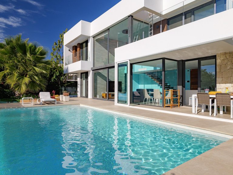 Villa for Sale in Finestrat, Alicante 1