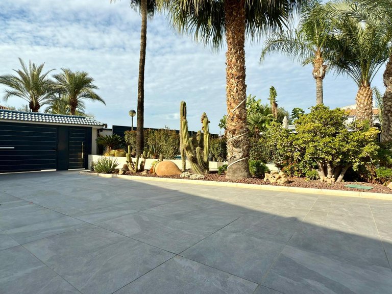 Villa for Sale in San Juan Alicante, Alicante 8