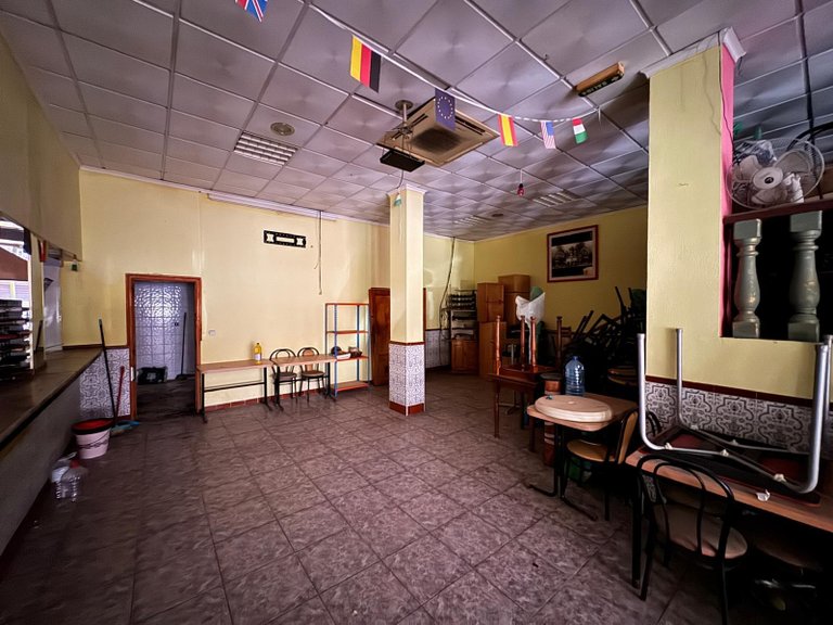 Commercial for Sale in Torrevieja, Alicante 15