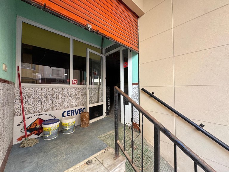 Commercial for Sale in Torrevieja, Alicante 4