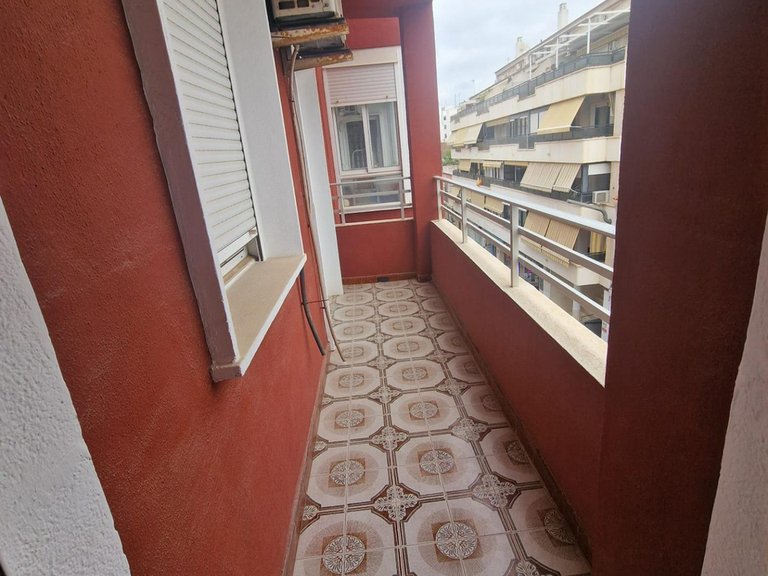 Apartment for Sale in Torrevieja, Alicante 14