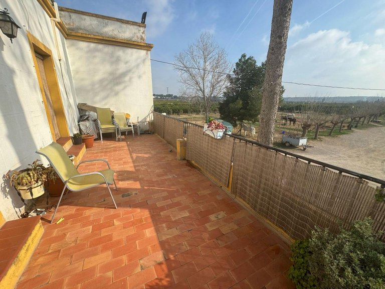 Villa for Sale in Riba - Roja De Turia, Valencia 13