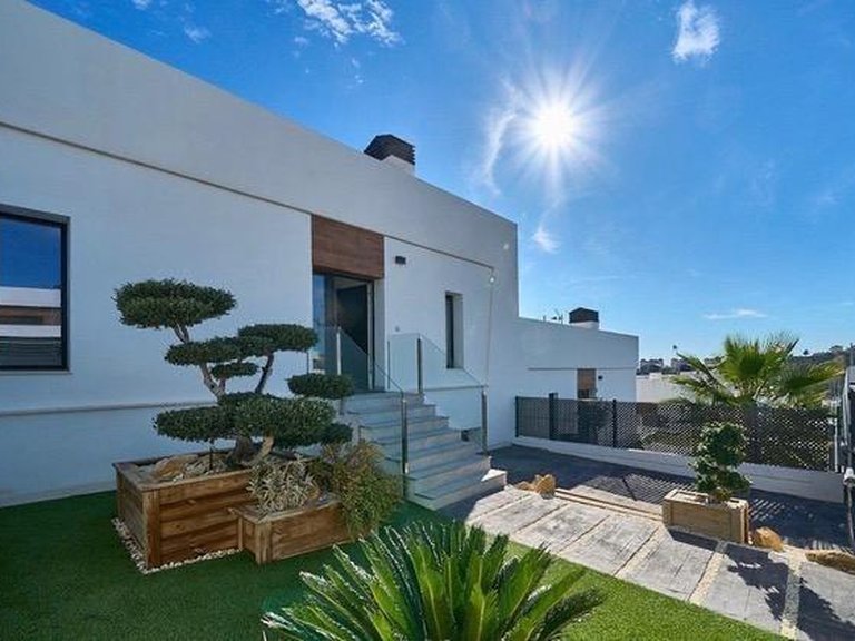 Town House for Sale in Finestrat, Alicante 5