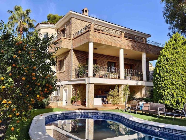 Villa for Sale in Ciudad Quesada, Alicante 1