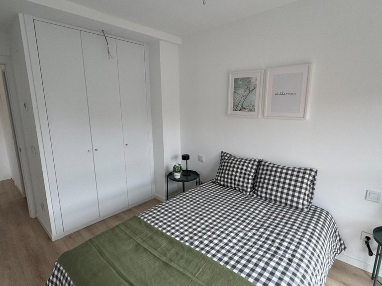 Apartment for Sale in Madrid, Madrid 5