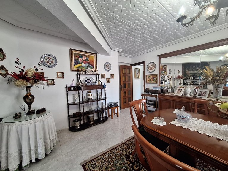 Apartment for Sale in Alicante, Alicante 11