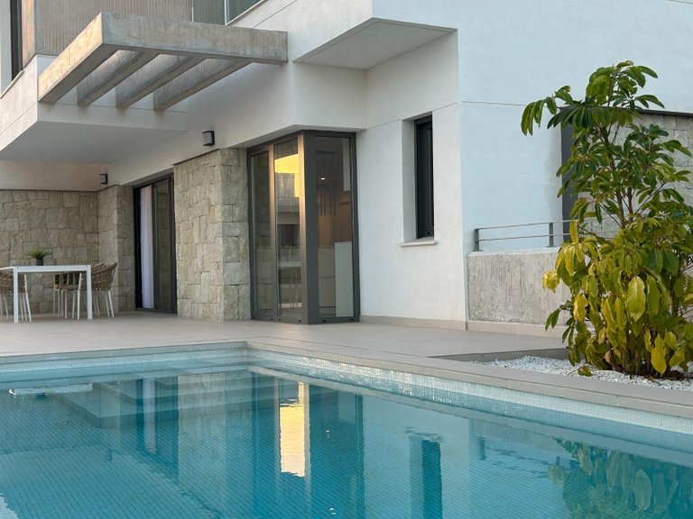 Villa for Sale in Finestrat, Alicante 10
