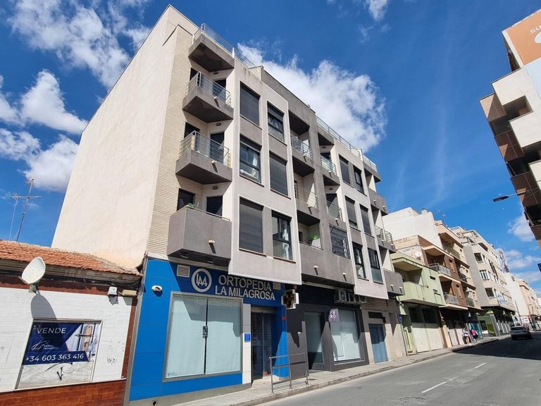 Apartment for Sale in Torrevieja, Alicante 1