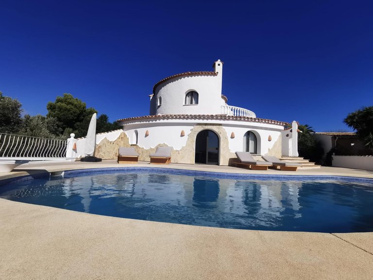 Villa for Sale in Benitachell, Alicante 1