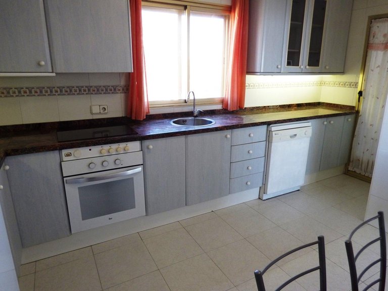 Apartment for Sale in San Juan Playa, Alicante 12